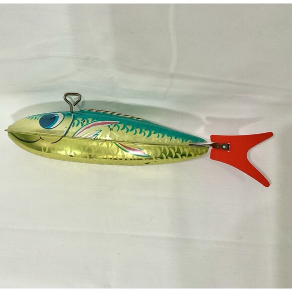 Vintage 1950’s Chein Tin Wind Up Mechanical Fish Toy Works - Picture 16 of 16